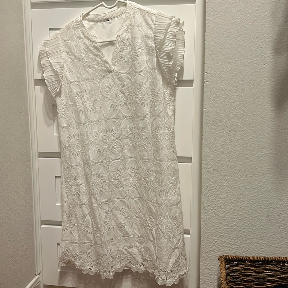 White dress lace